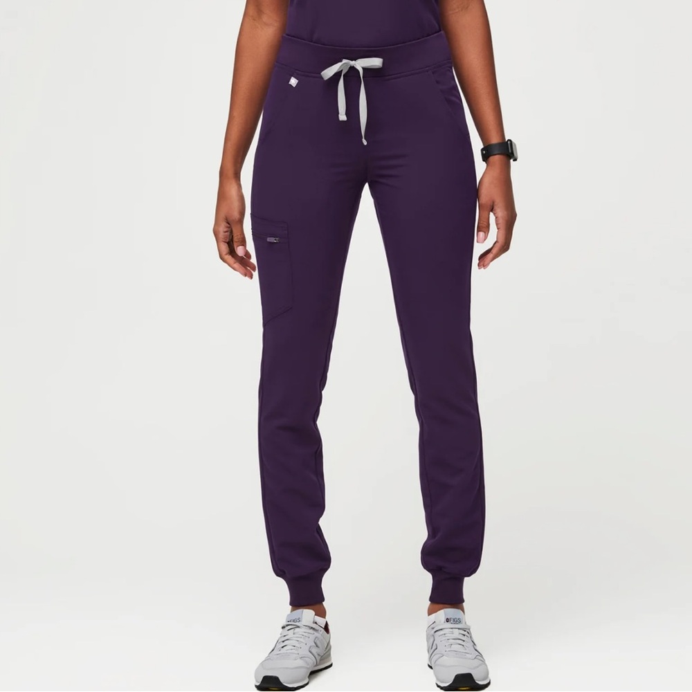 Women's Purple Jam Zamora™ - Tall Jogger Scrub Pants - M - Tall*
/ Purple Jam